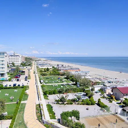 Benini Hotel 4*